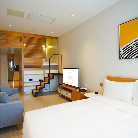Livefortuna Hotel Beijing Exterior photo